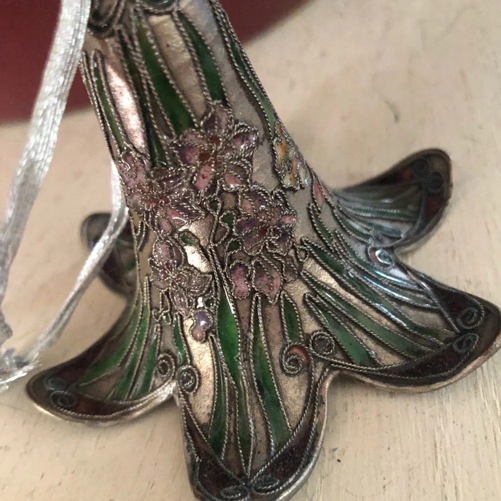 Vintage Cloisonné Flower Bell Ornament